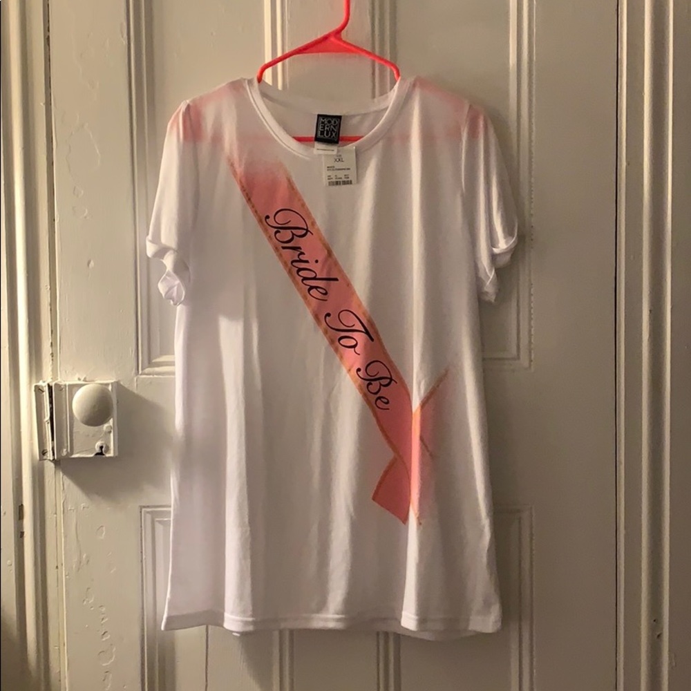 Bride To Be Tee (16/18) *BNWT.*